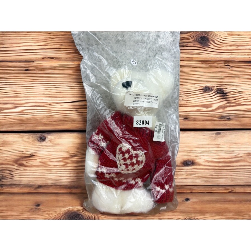 Boyds Bear TJs Best Dressed Collection Bashful T Bearhugs 10" Tag Heart Sweater‎